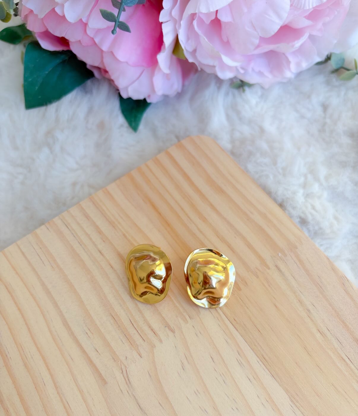 Anti Tarnish Geometry Stud