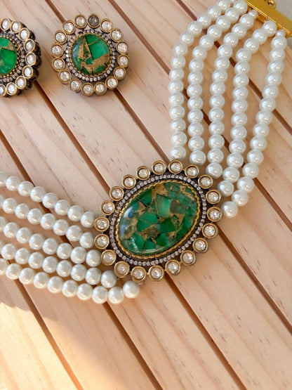 Eclectic Beaded Choker With Earrings