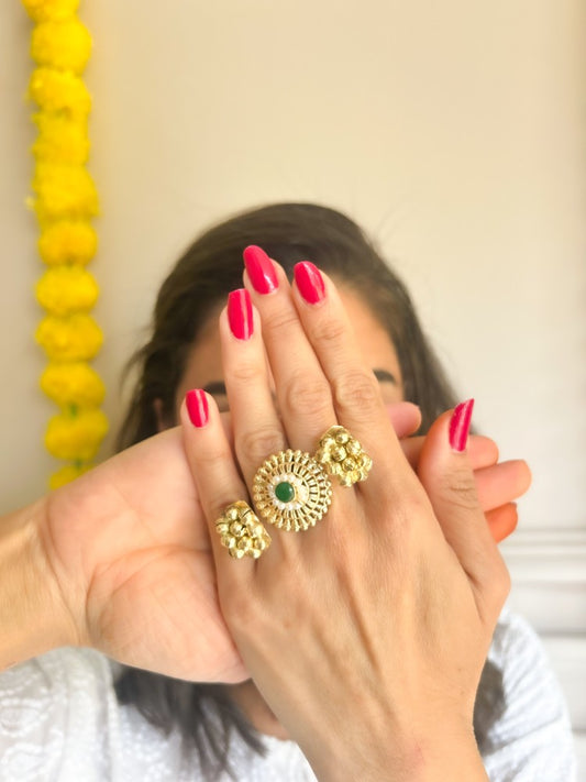 Chaand Adjustable Ring