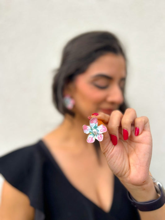 Mini Floral Earrings – Hypoallergenic & Anti-Tarnish